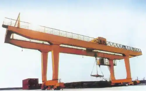 40t 双主梁集装箱门式起重机