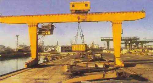 5t-20/5t L型 单主梁吊钩门式起重机